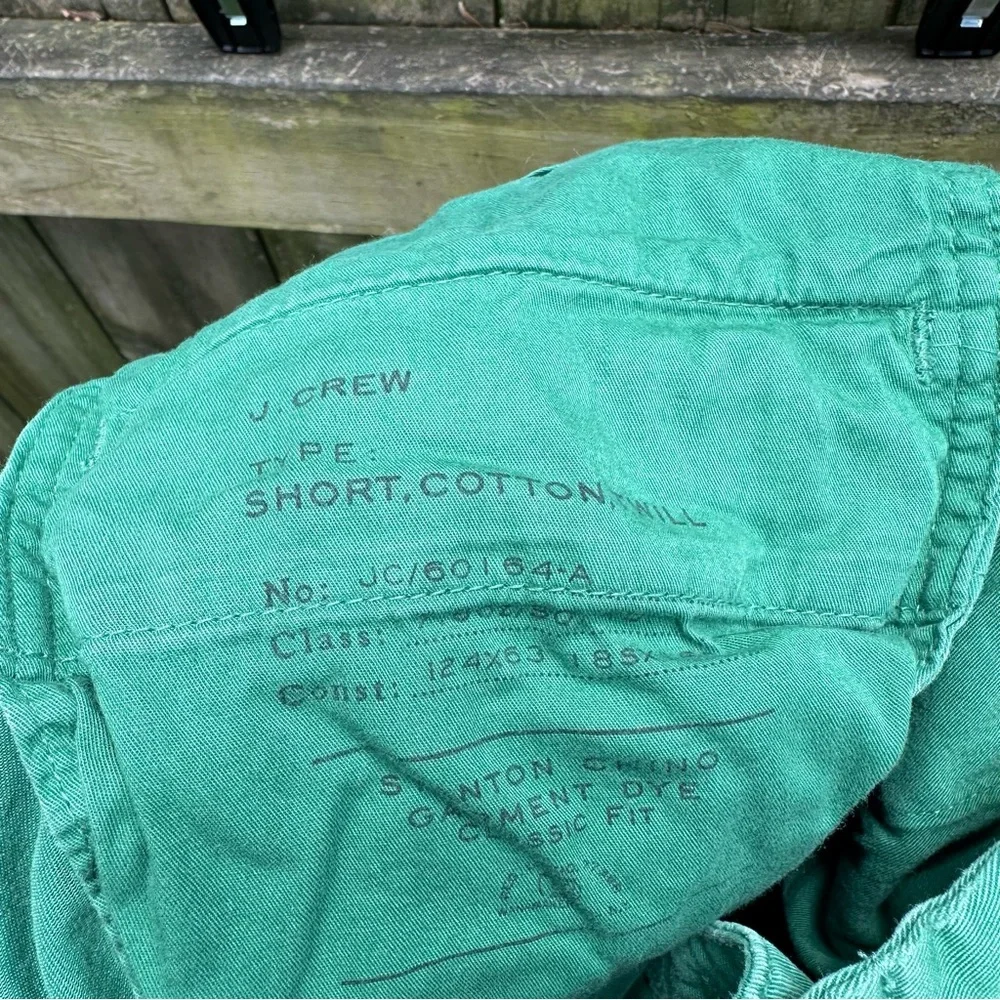 J. Crew Men’s Stanton Chino Shorts Flat Front Classic Fit‎ Green Waist Size 33